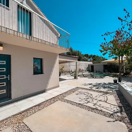 빌라 Mediterranean Oasis Seaside With Pool 스플리트